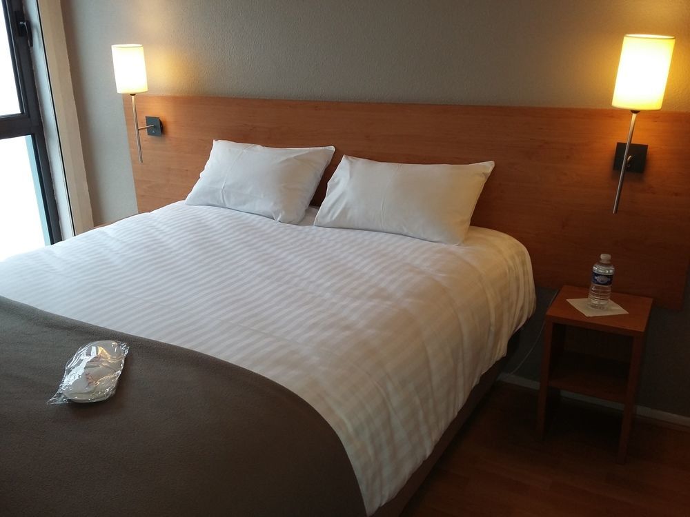 Sejours & Affaires Orleans Jeanne D'Arc Aparthotel Bagian luar foto