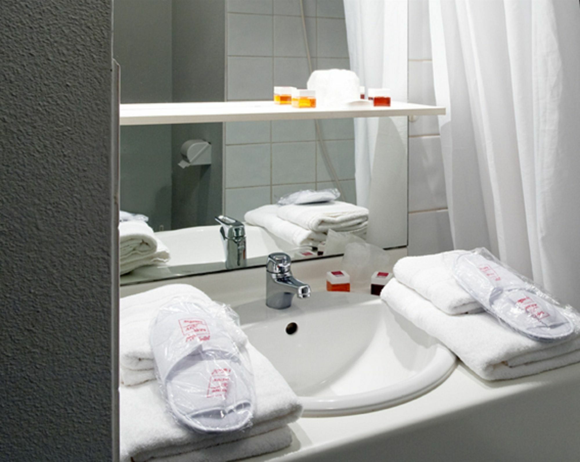 Sejours & Affaires Orleans Jeanne D'Arc Aparthotel Bagian luar foto